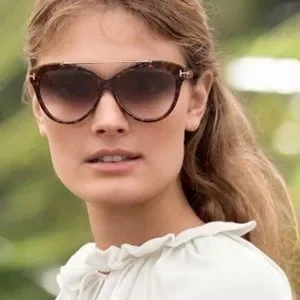 NEW ROM FORD LIVIA TF518 52Z WOMEN’S SUNGLASSES TOM FORD FT0518/S Tom Ford | Accessories | New Rom Ford Livia Tf58 52z Womens  main image 2